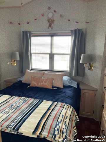 Listing photo id 8 for 2362 Timbercreek