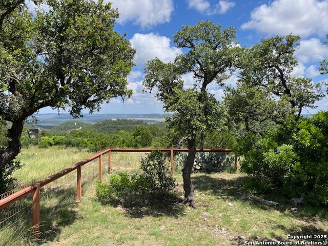 Listing photo id 0 for 2362 Timbercreek