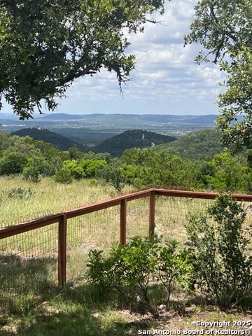 Listing photo id 21 for 2362 Timbercreek