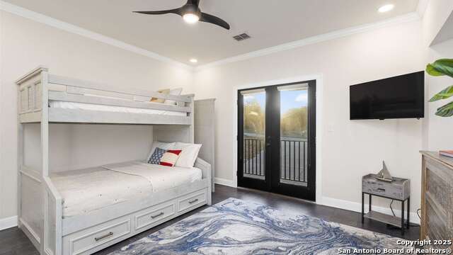 Image 17 of 50 For 717 Riviera  