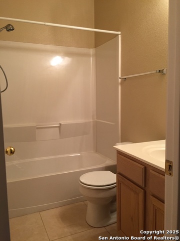 Image 10 of 15 For 14930 Lantern Ln