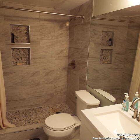 Image 13 of 20 For 8401 New Braunfels  314