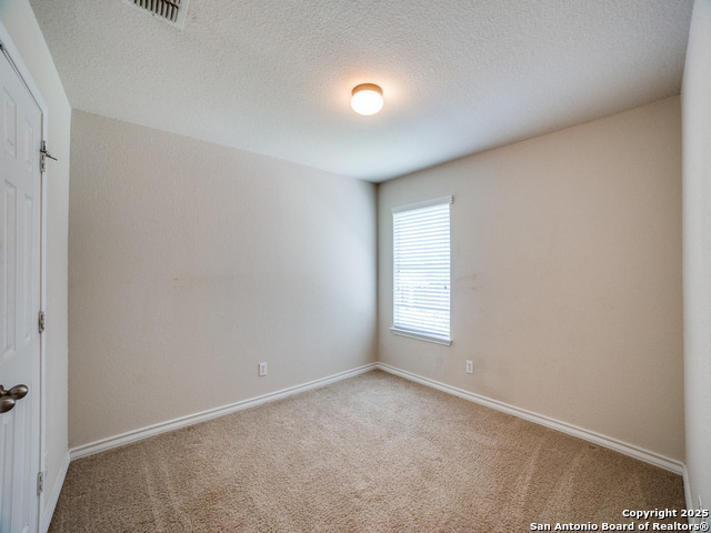Listing photo id 21 for 7618 Mission Pt