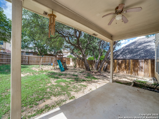 Listing photo id 22 for 7618 Mission Pt