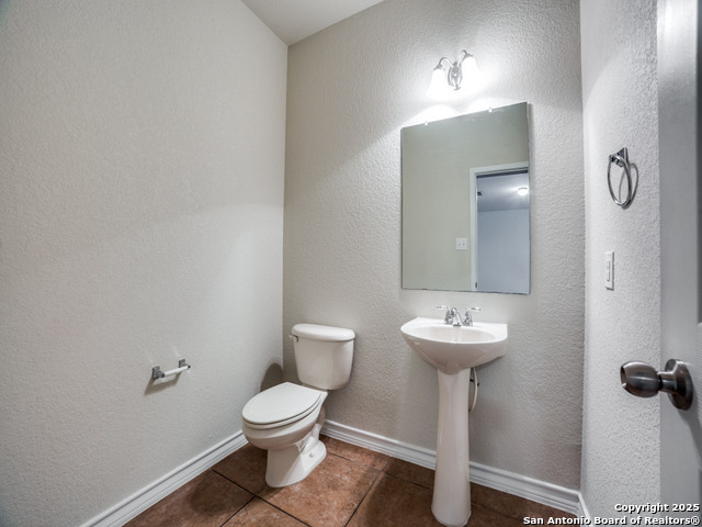 Listing photo id 5 for 7618 Mission Pt