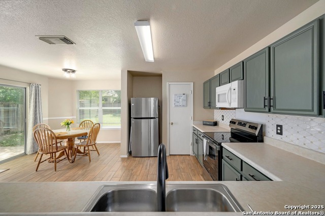 Image 13 of 28 For 8030 Cavern Hill