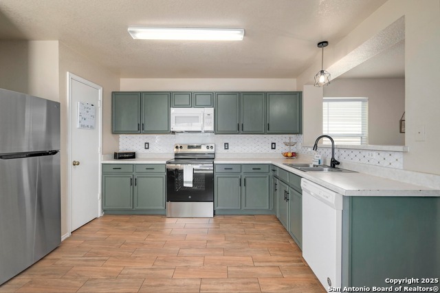 Image 8 of 28 For 8030 Cavern Hill