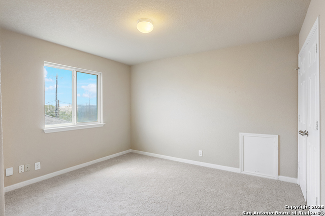Image 23 of 36 For 5502 Ginger Rise