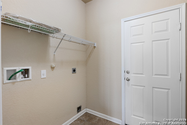 Image 29 of 36 For 5502 Ginger Rise
