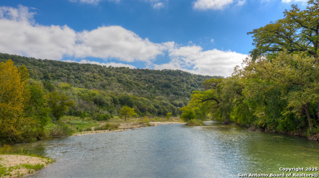 Image 49 of 57 For 577 River Chase