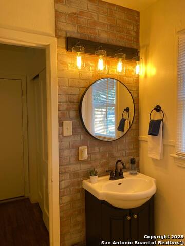 Image 5 of 6 For 413 9th  B