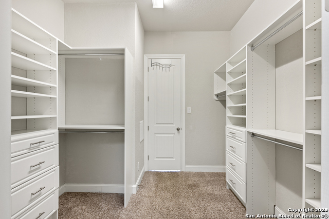 Image 27 of 50 For 11910 Wilby  