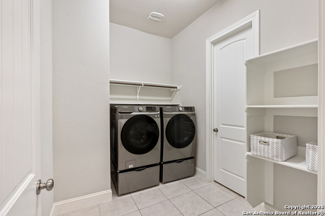 Image 28 of 50 For 11910 Wilby  