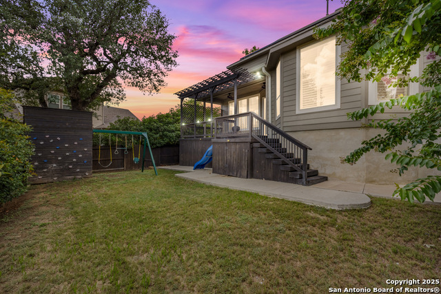 Image 39 of 50 For 11910 Wilby  