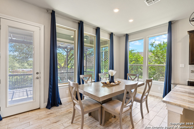 Image 4 of 50 For 11910 Wilby  