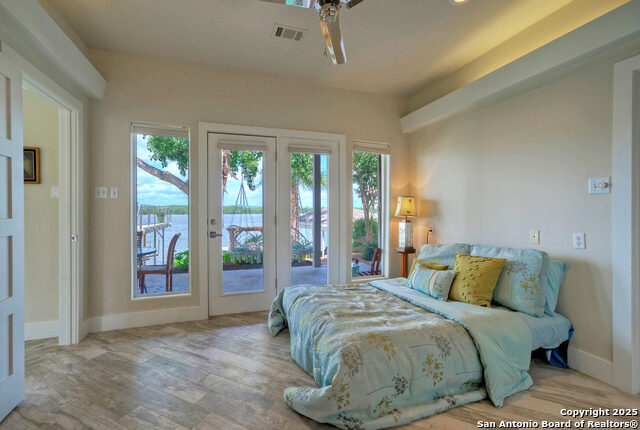 Image 18 of 40 For 204 Waterway Dr N