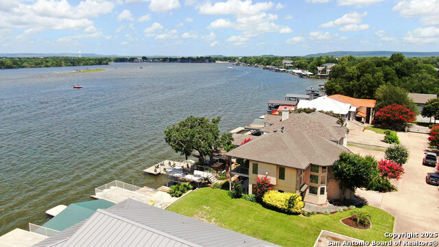 Image 33 of 40 For 204 Waterway Dr N