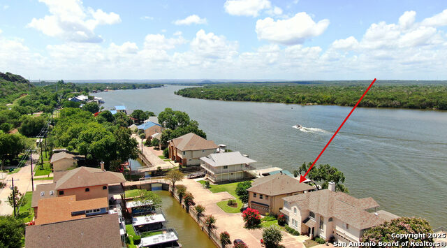 Image 37 of 40 For 204 Waterway Dr N