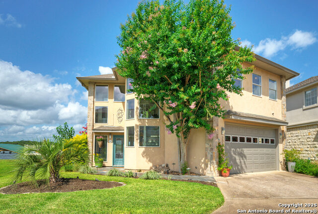 Image 4 of 40 For 204 Waterway Dr N