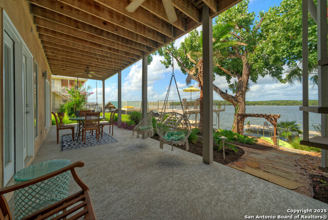 Image 9 of 40 For 204 Waterway Dr N