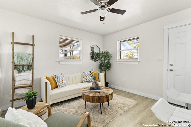 Image 3 of 8 For 3409 Commercial Ave