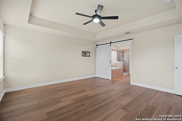 Image 14 of 34 For 105 Highland Pl
