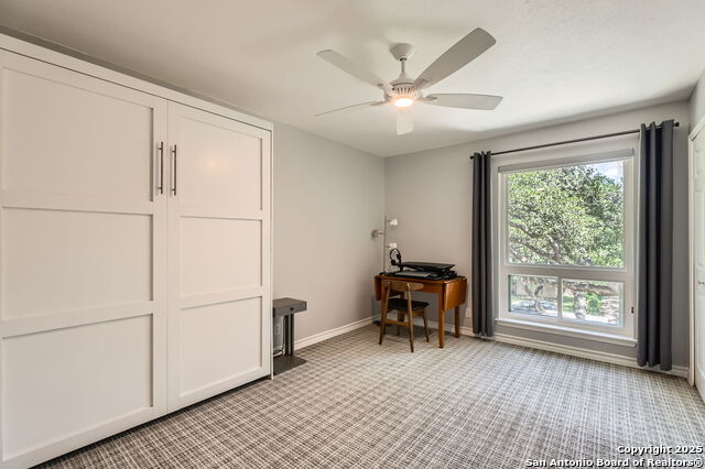 Image 20 of 37 For 14339 Hill Prince