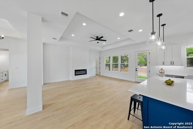 Image 7 of 50 For 265 Vaquero Dr