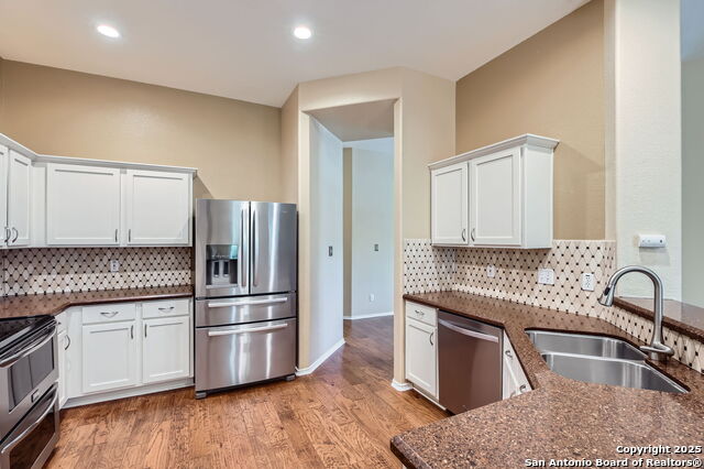 Image 10 of 28 For 119 Jardin Vista