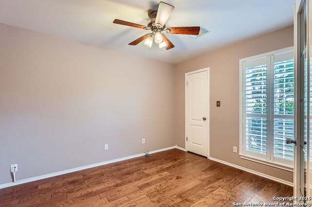 Image 15 of 28 For 119 Jardin Vista