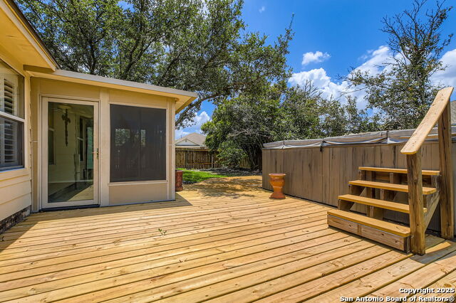 Image 24 of 28 For 119 Jardin Vista