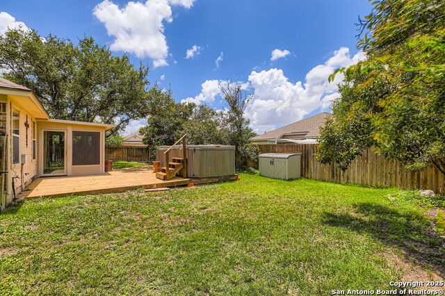 Image 25 of 28 For 119 Jardin Vista