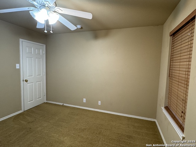 Image 18 of 32 For 8119 Silver Hampton