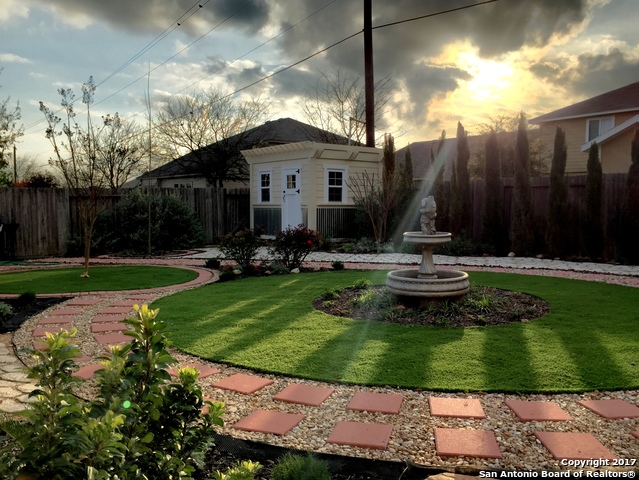 Image 25 of 32 For 8119 Silver Hampton