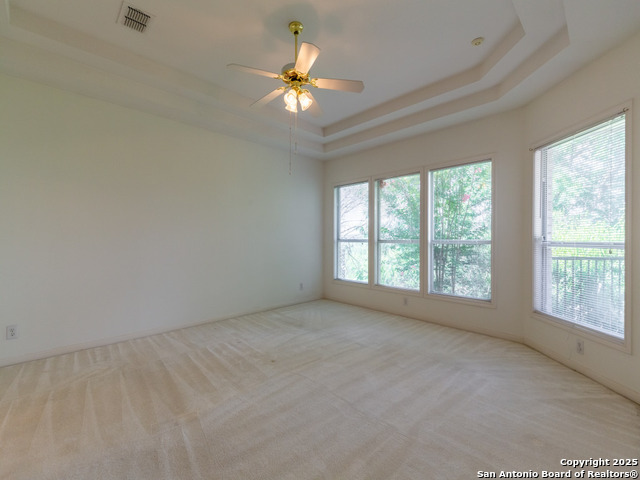 Listing photo id 11 for 21 Greens Cliff