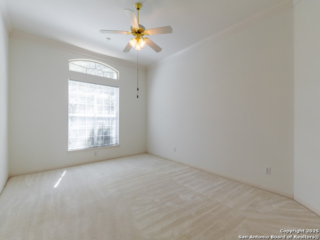 Listing photo id 16 for 21 Greens Cliff