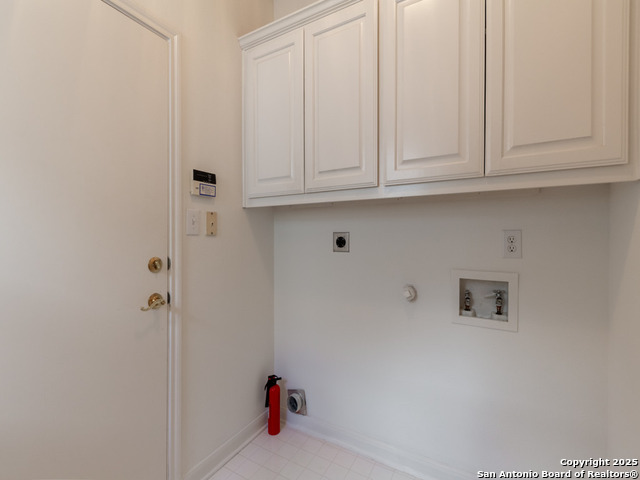 Listing photo id 21 for 21 Greens Cliff