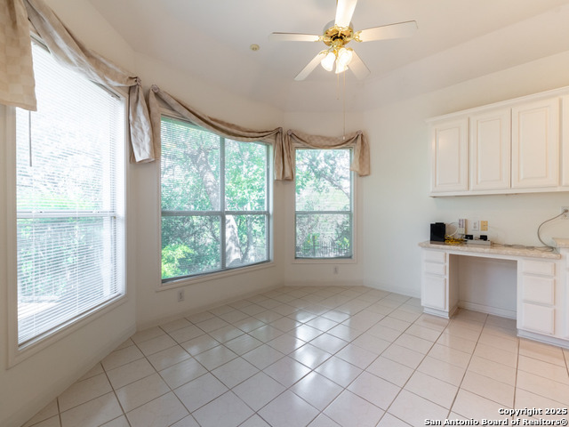 Listing photo id 4 for 21 Greens Cliff