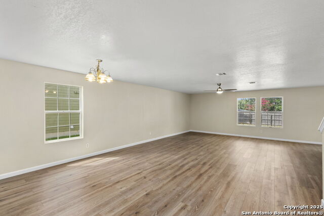 Image 10 of 40 For 671 Northwest Crossing Dr