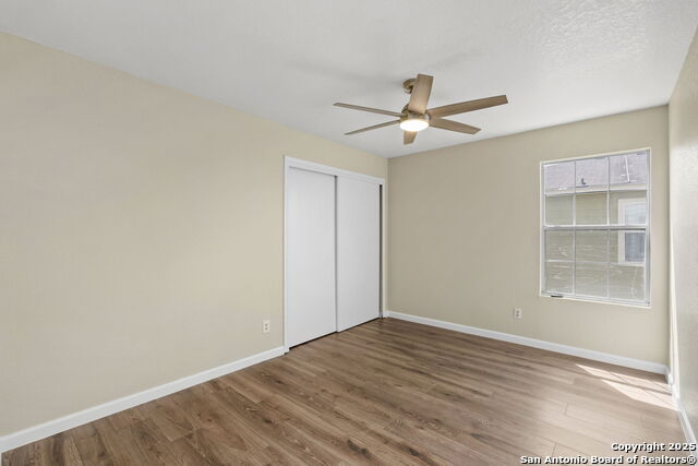 Image 32 of 40 For 671 Northwest Crossing Dr