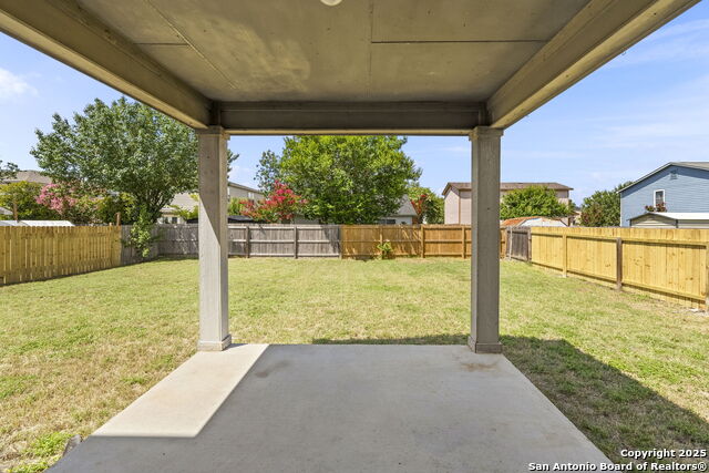 Image 36 of 40 For 671 Northwest Crossing Dr