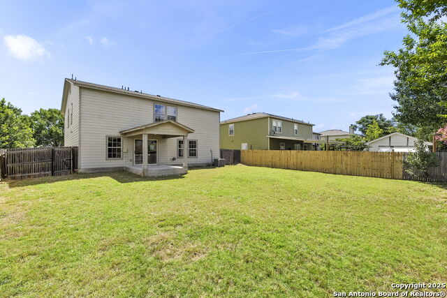 Image 37 of 40 For 671 Northwest Crossing Dr