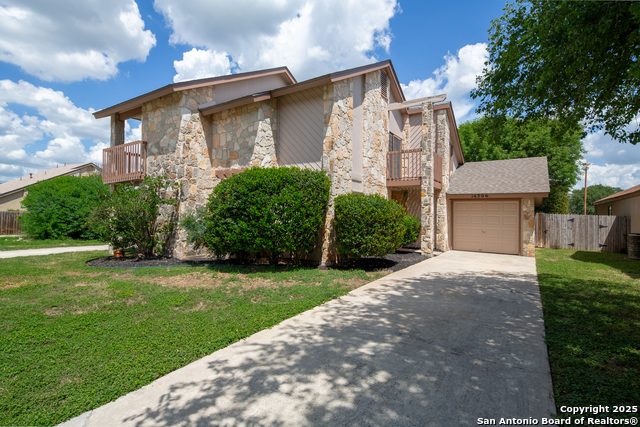 Image 3 of 25 For 14308 Indian Woods