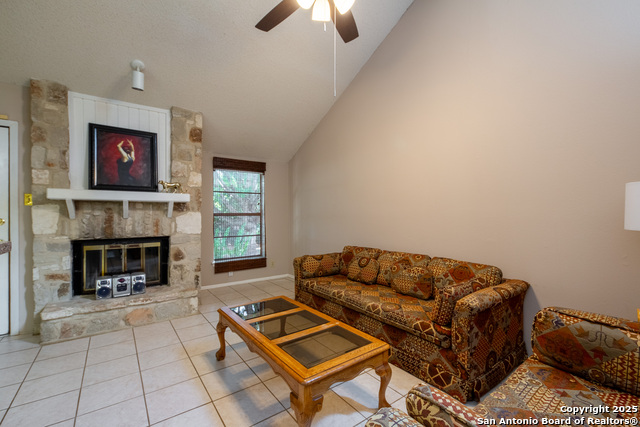 Image 6 of 25 For 14308 Indian Woods