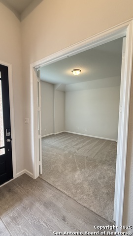 Image 4 of 47 For 12719 Macar Manor