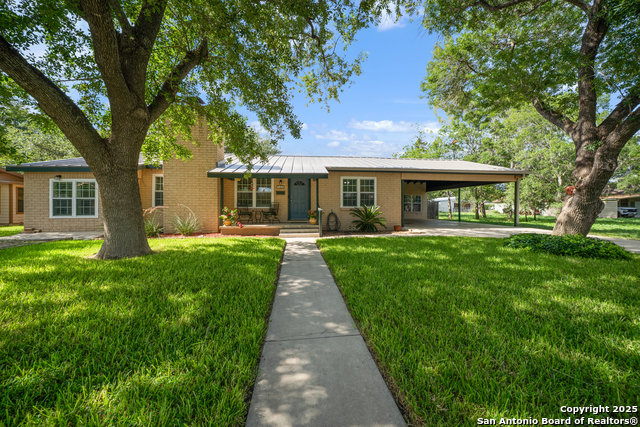 Details for 908 29th  , Hondo, TX 78861