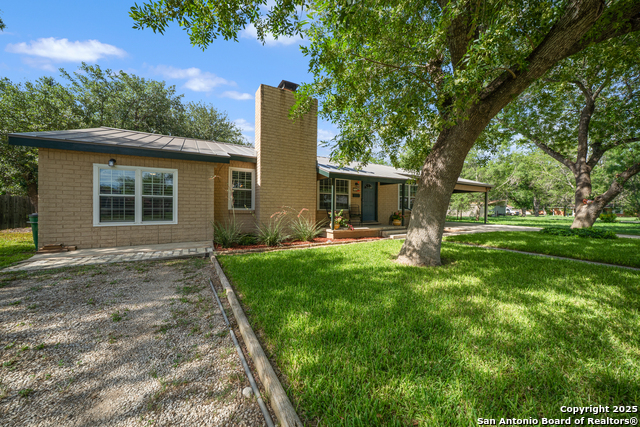 Image 4 of 37 For 908 29th  