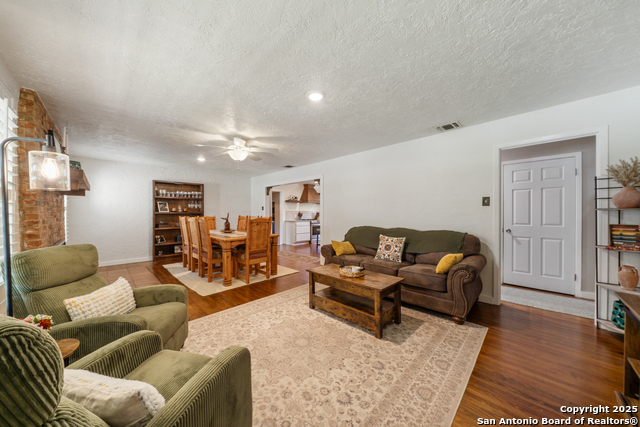 Image 9 of 37 For 908 29th  