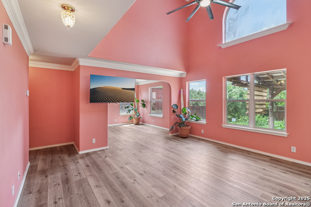Image 11 of 40 For 8919 Veranda Ct