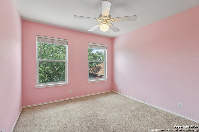 Image 29 of 40 For 8919 Veranda Ct